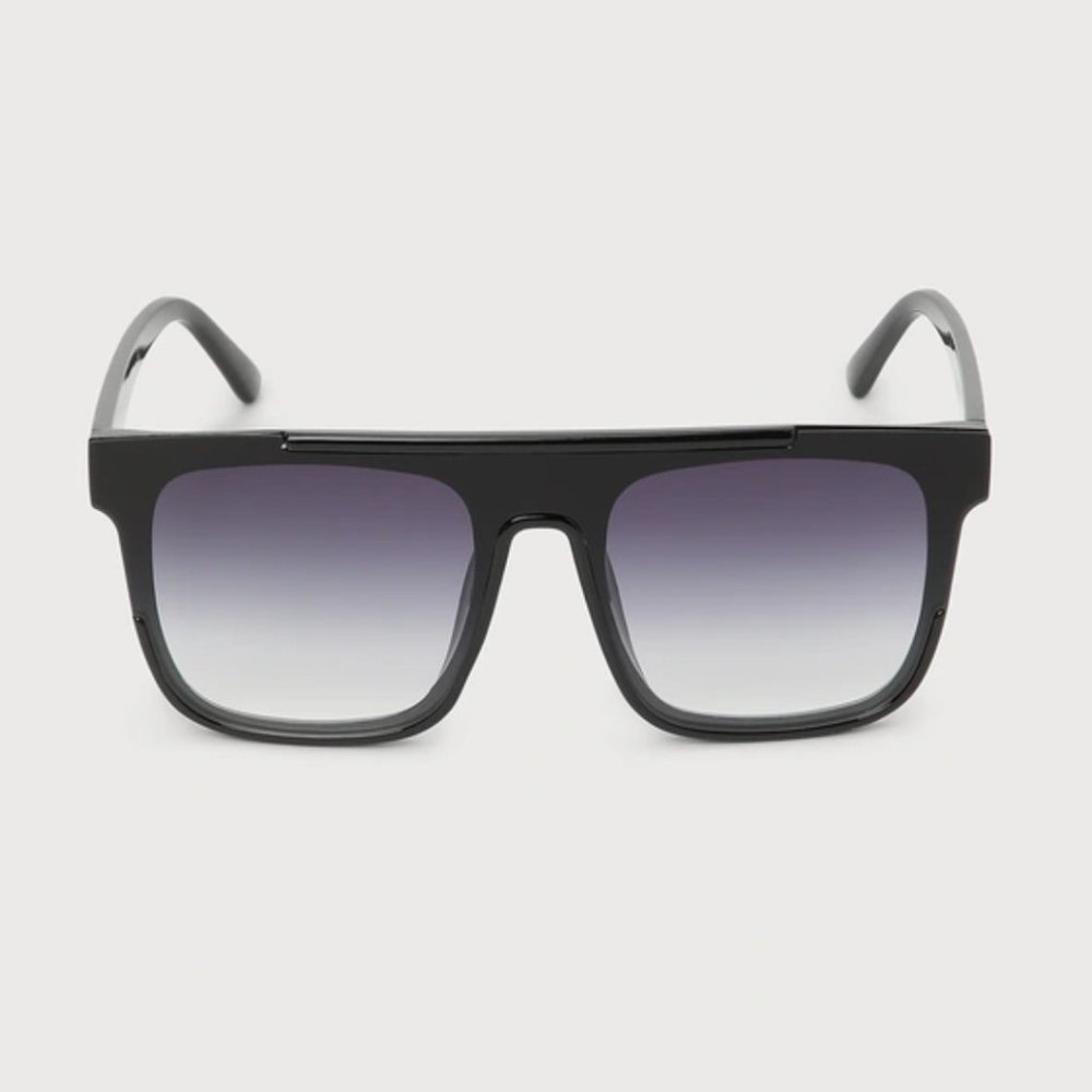 NWT Lulu's Standard Black Shield Sunglasses - Picture 2 of 4